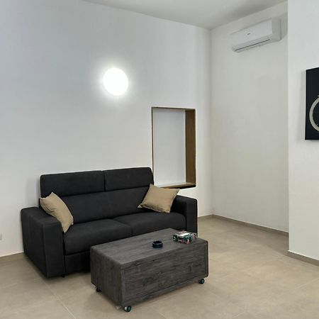 Fiore Apartments Fiorenzuola dʼArda Exterior foto